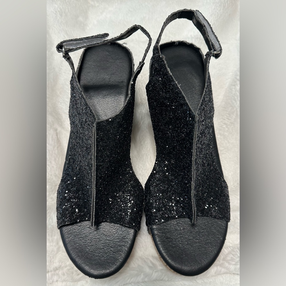 Black Sparkle Wedges